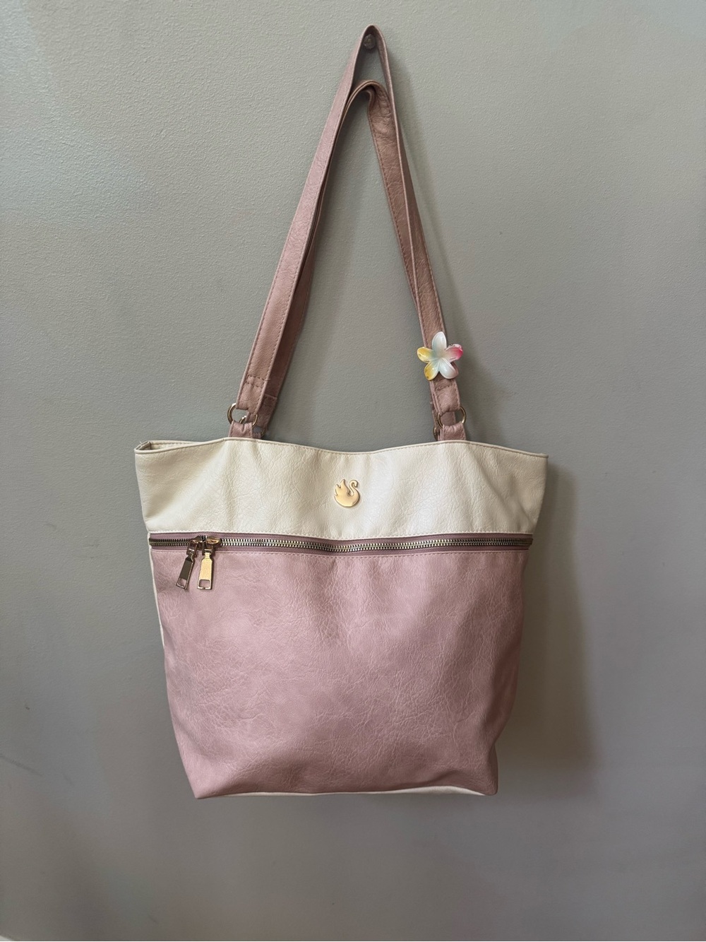Two-Tone Pink and Cream Tote Bag - Stylish Everyday Shoulder Bag